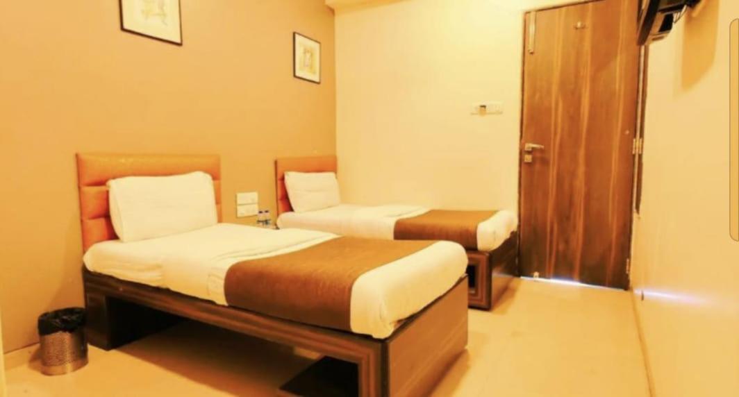Hotel Amfahh 뭄바이 외부 사진